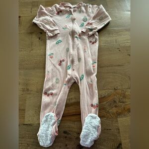Pekkle bundle 2 One Piece footies pyjama vegetable apple novelty size 18 months